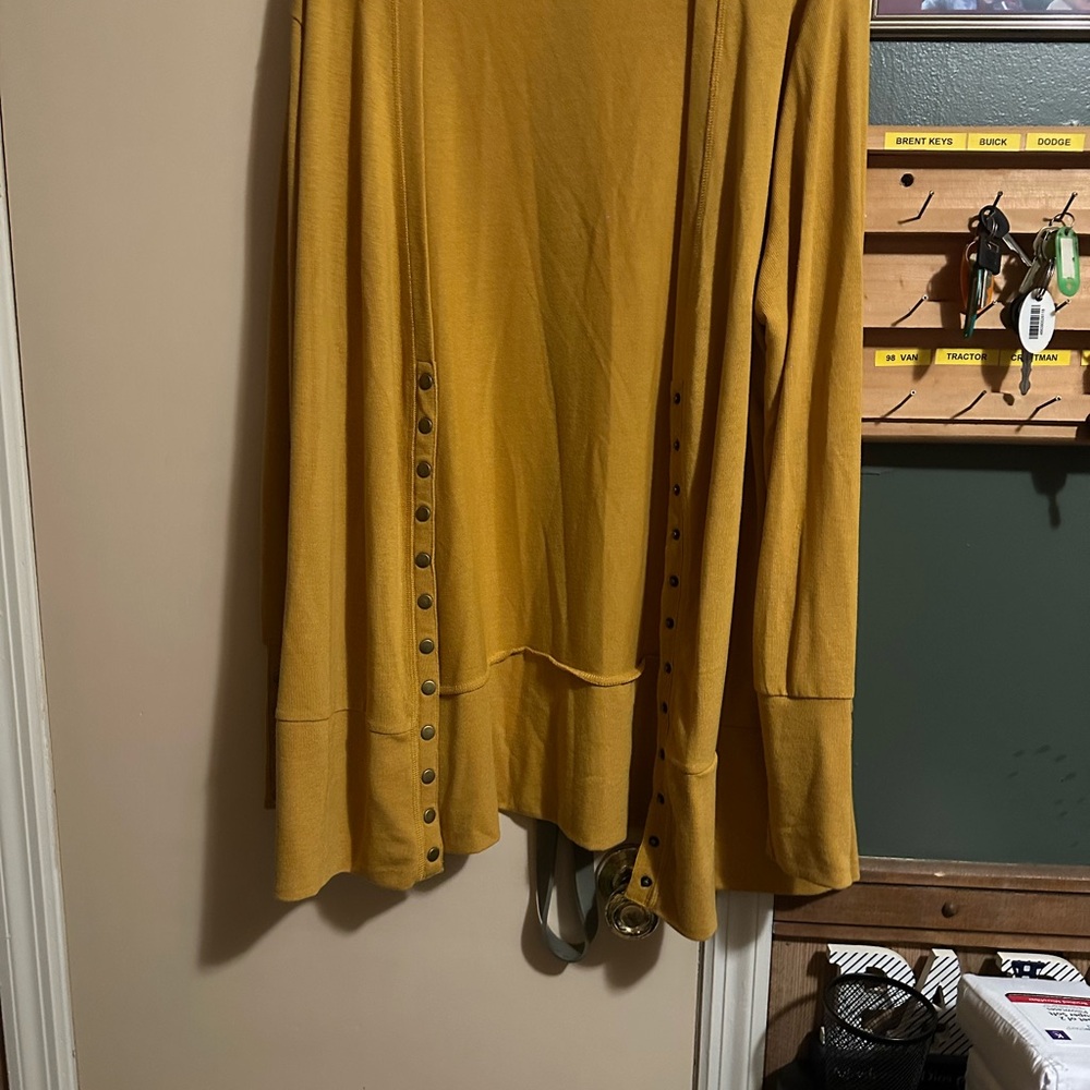 Chic Mustard Women's Tunic with Button Accents